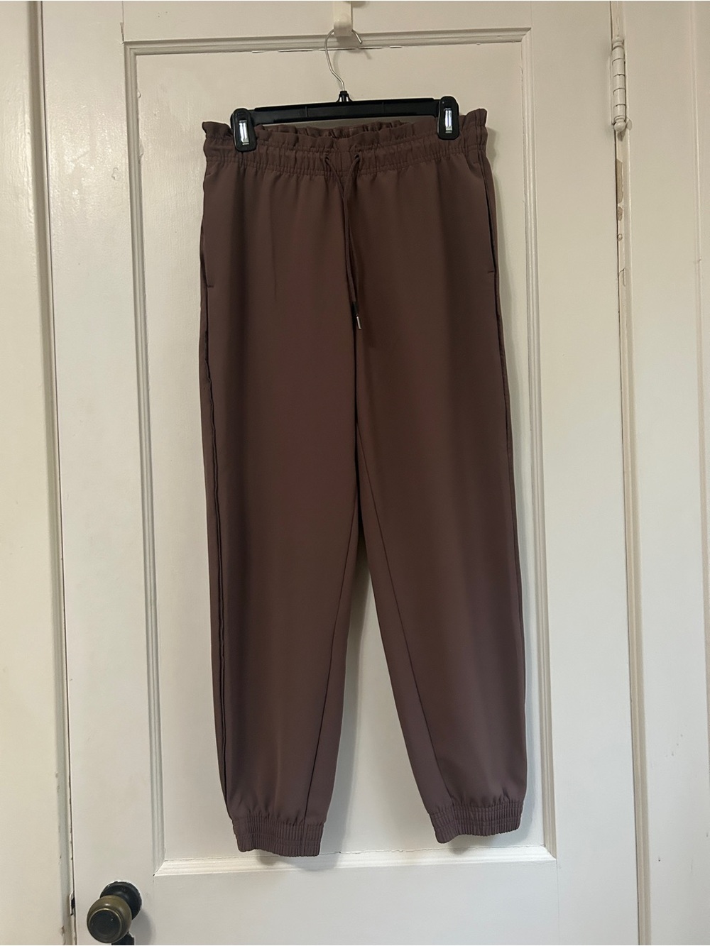 Women’s Athleta Brown Jogger - Size 2